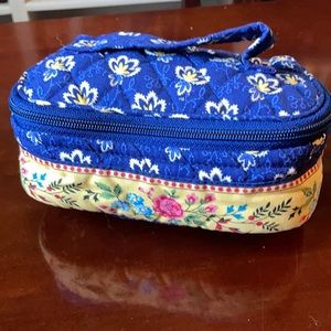 Vera Bradley jewelry travel Maison Blue retired